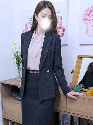 高身長で丸の内OLの人妻 舞香04