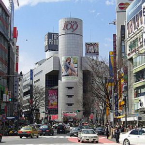 渋谷で人妻熟女と待ち合わせで不倫