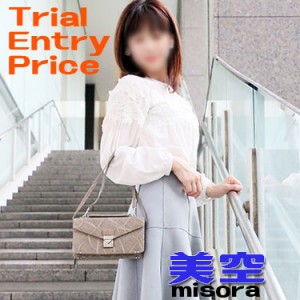 清楚で癒し系の潮吹き人妻　美空　体験入店