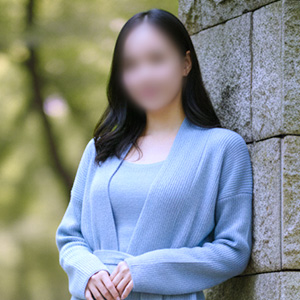 清楚でグラマー美人若妻　里緒300