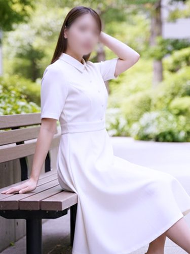 桜井ゆき似の風俗嬢 小柄スレンダーな本気の熟女 友美香04