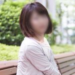 保母 美脚 若妻 真琴 ミセスラウンジ東京の人妻熟女