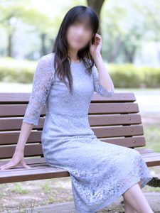 スレンダーな上品熟女 柚花5