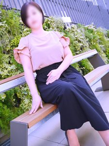 清楚で癒し系の熟女　体験入店 ぽっちゃりドＭ熟女 朋佳