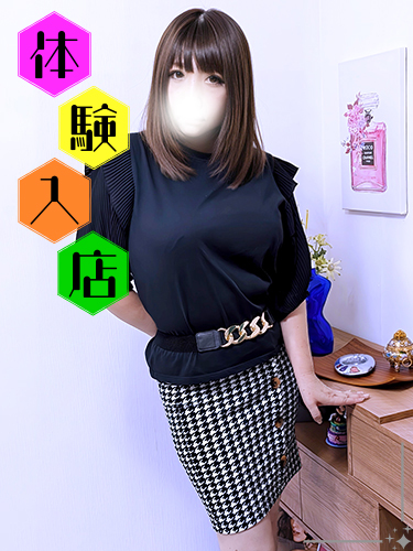 新人 爆乳の淫乱な人妻熟女 優里花