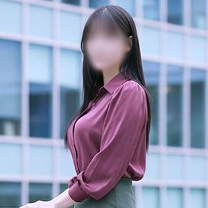 巨乳スレンダー美脚妻 音羽